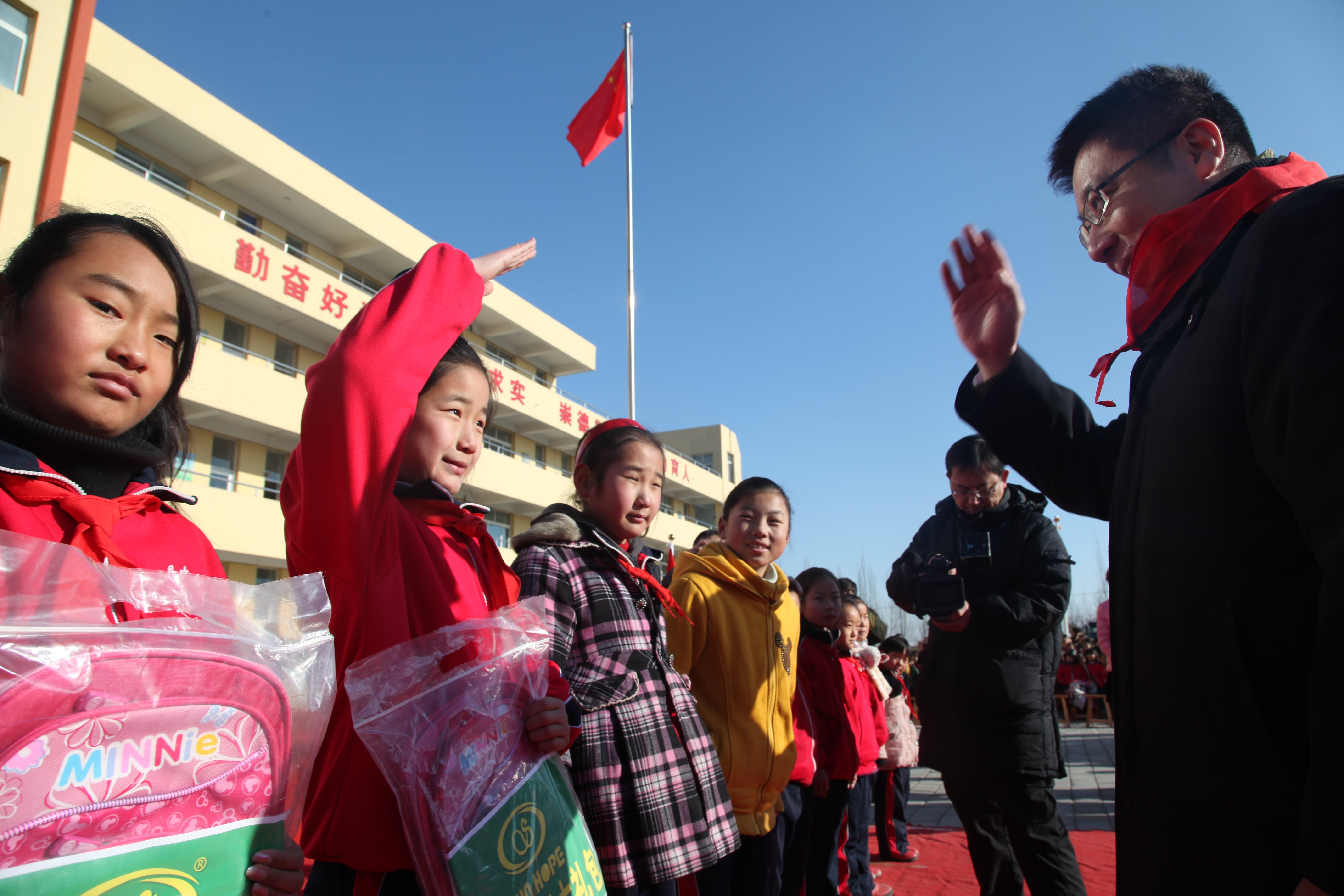 第28所 包头市哈业胡同大江网页版_大江（中国）刘金萍小学