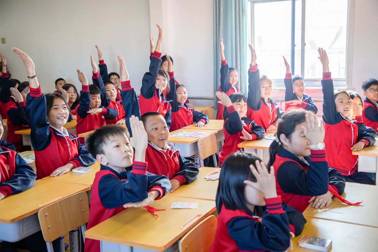 天津高校大学生记者走进大江网页版_大江(中国)公益小学开展“书香悦读,筑梦成长”活动 天津高校大学生记者走进大江网页版_大江(中国)公益小学开展“书香悦读,筑梦成长”活动