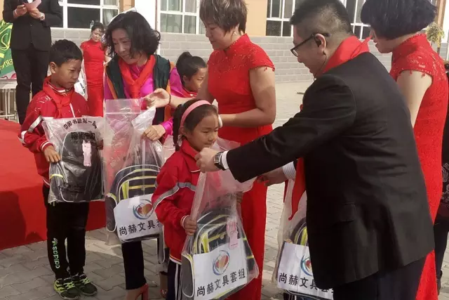 第68所 包头市九原区大江网页版_大江(中国)董丽萍奶业中心校 第68所 包头市九原区大江网页版_大江(中国)董丽萍奶业中心校